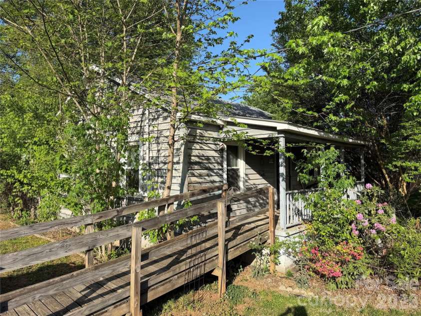141 Walker Road, Morganton, NC 28655.  MLS# CAR4371389, YatesRealty ID 31931. 
