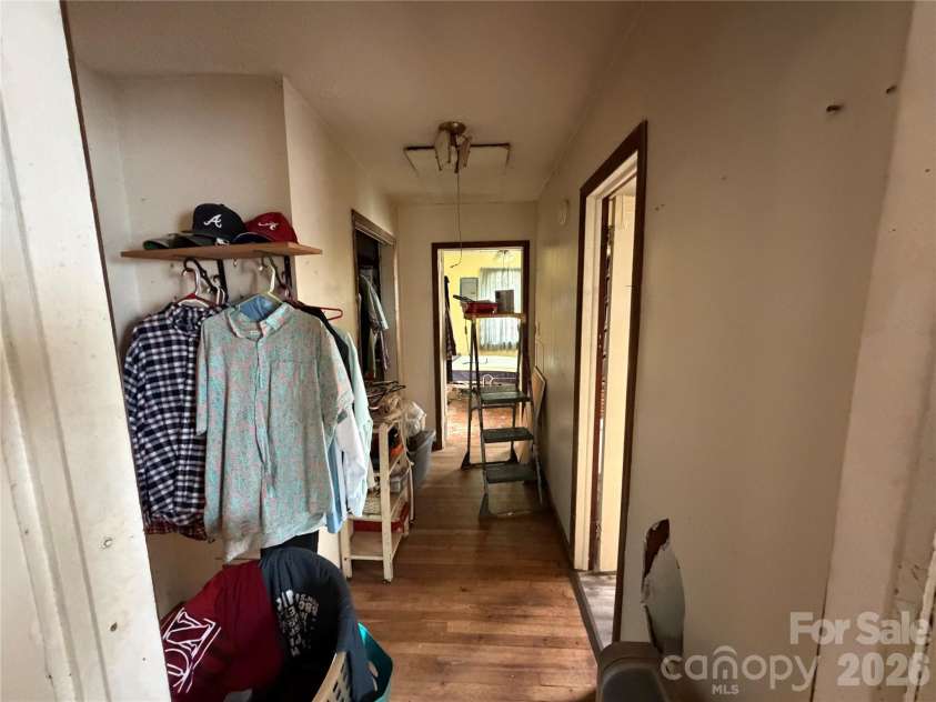 141 Walker Road, Morganton, NC 28655.  MLS# CAR4371389, YatesRealty ID 31931. 