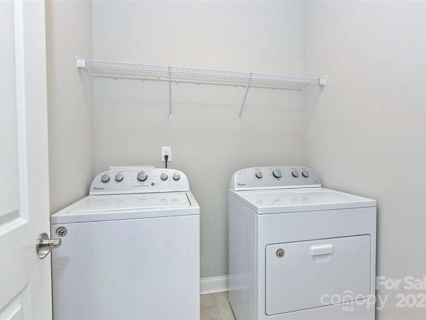2635 Statesville Avenue, Charlotte, NC 28206.  MLS# CAR4290850, YatesRealty ID 31932. 
