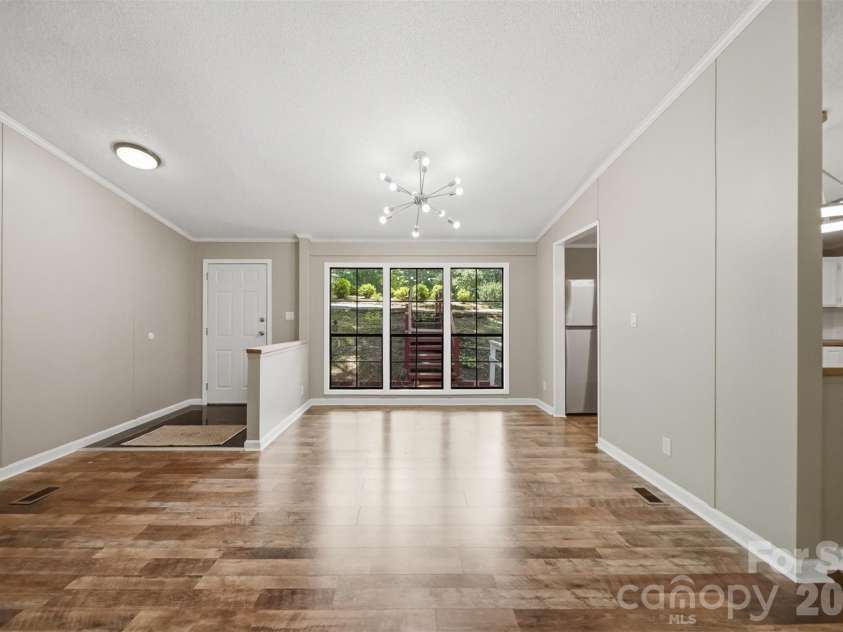 4944 Largo Court, Conover, NC 28613.  MLS# CAR4403514, YatesRealty ID 31932. 
