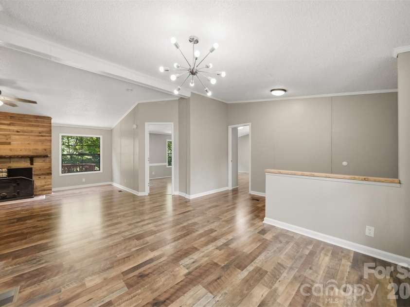4944 Largo Court, Conover, NC 28613.  MLS# CAR4403514, YatesRealty ID 31932. 