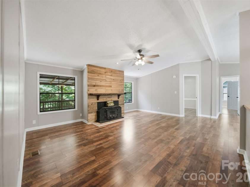 4944 Largo Court, Conover, NC 28613.  MLS# CAR4403514, YatesRealty ID 31932. 