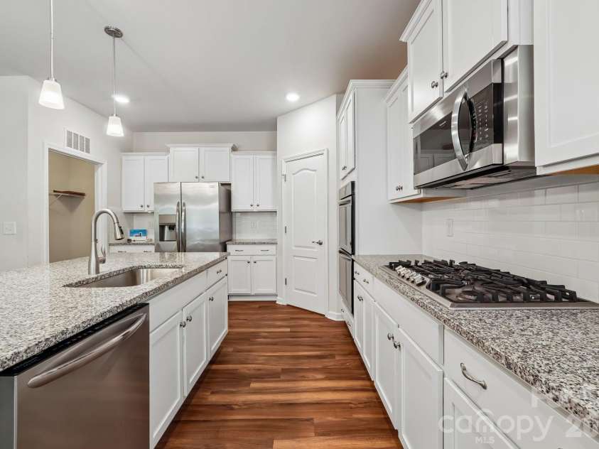 13339 Blanton Drive, Huntersville, NC 28078.  MLS# CAR4390935, YatesRealty ID 31933. 