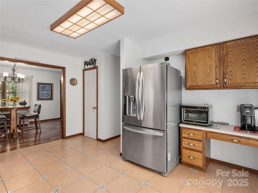 17 Meadow Brook Drive, Fletcher, NC 28732.  MLS# CAR4292187, YatesRealty ID 31933. 