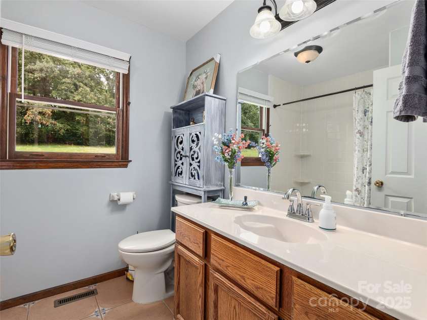 17 Meadow Brook Drive, Fletcher, NC 28732.  MLS# CAR4292187, YatesRealty ID 31933. 
