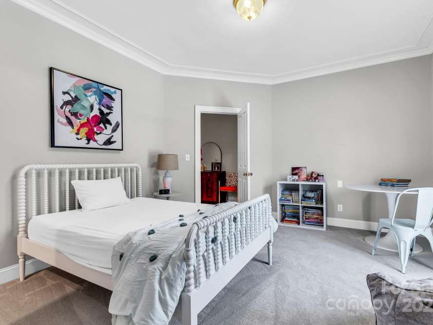 3940 Beechridge Road, Winston Salem, NC 27106.  MLS# CAR4291783, YatesRealty ID 31934. 