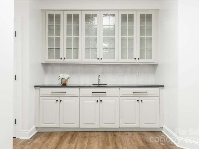 3940 Beechridge Road, Winston Salem, NC 27106.  MLS# CAR4291783, YatesRealty ID 31934. 