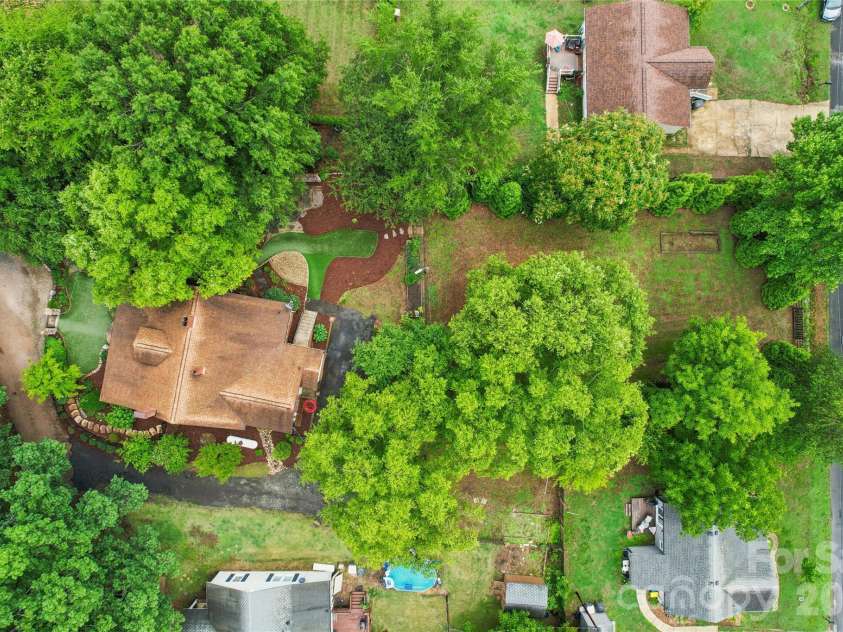 400 Alpine Street, Kannapolis, NC 28081.  MLS# CAR4387545, YatesRealty ID 31934. 