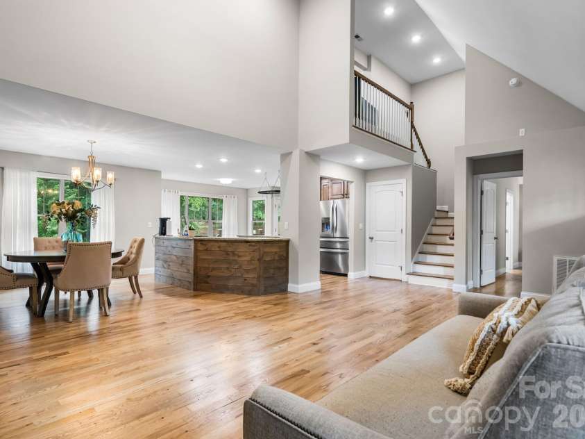 124 Maplewood Court, Hudson, NC 28638.  MLS# CAR4386969, YatesRealty ID 31936. 