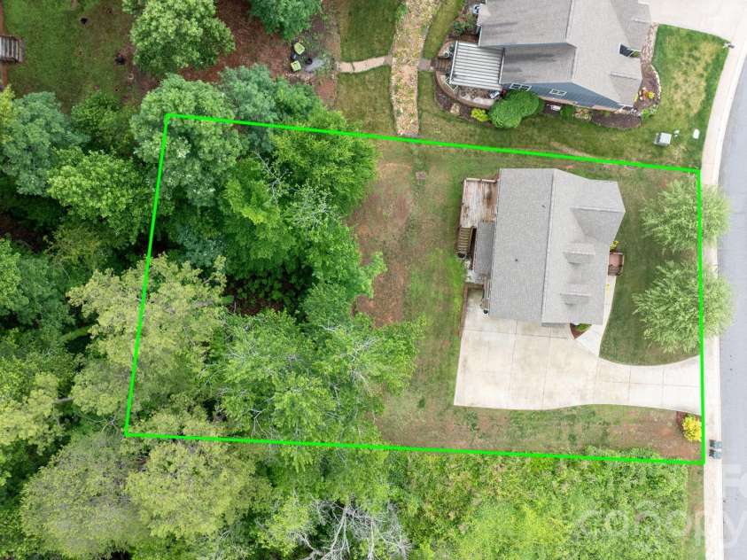 124 Maplewood Court, Hudson, NC 28638.  MLS# CAR4386969, YatesRealty ID 31936. 