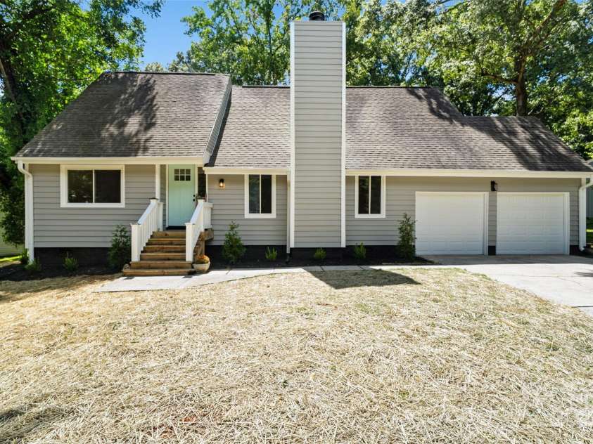 9514 Fairway Ridge Road, Charlotte, NC 28277.  MLS# CAR4292162, YatesRealty ID 31937. 