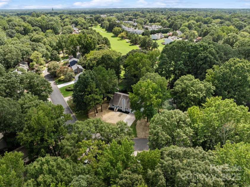 9514 Fairway Ridge Road, Charlotte, NC 28277.  MLS# CAR4292162, YatesRealty ID 31937. 