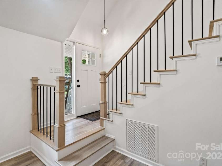 9514 Fairway Ridge Road, Charlotte, NC 28277.  MLS# CAR4292162, YatesRealty ID 31937. 