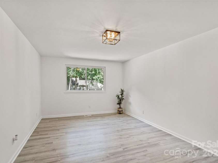 9514 Fairway Ridge Road, Charlotte, NC 28277.  MLS# CAR4292162, YatesRealty ID 31937. 