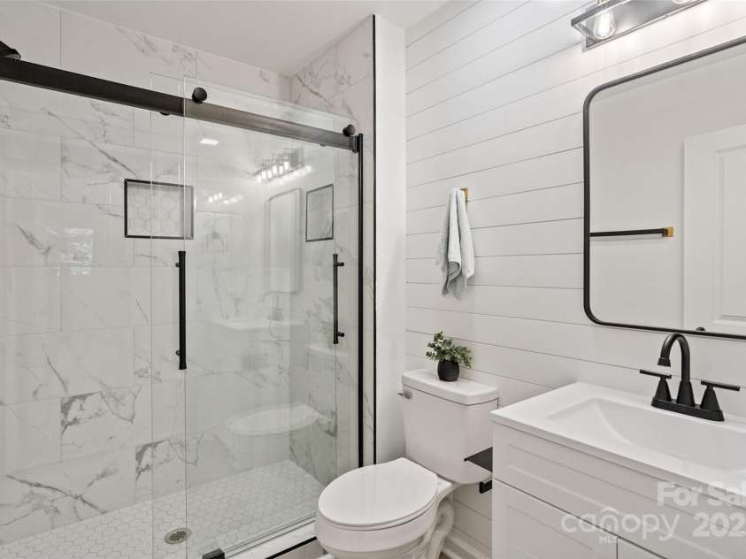 9514 Fairway Ridge Road, Charlotte, NC 28277.  MLS# CAR4292162, YatesRealty ID 31937. 