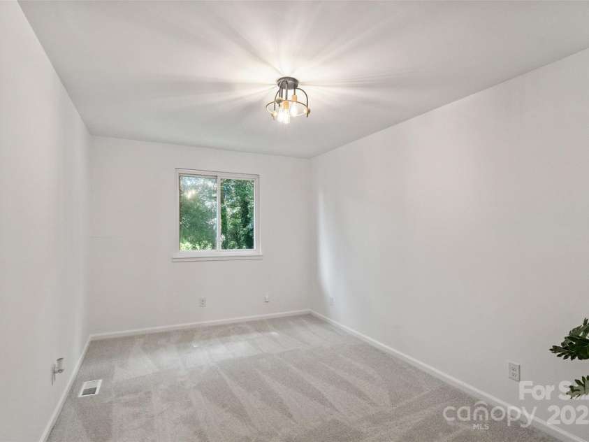 9514 Fairway Ridge Road, Charlotte, NC 28277.  MLS# CAR4292162, YatesRealty ID 31937. 