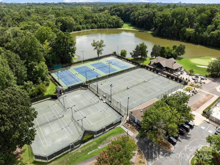 9514 Fairway Ridge Road, Charlotte, NC 28277.  MLS# CAR4292162, YatesRealty ID 31937. 