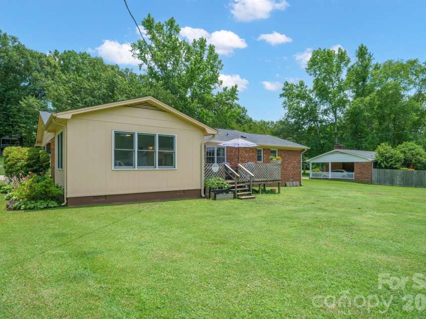 1204 Crowders Mountain Road, Bessemer City, NC 28016.  MLS# CAR4392768, YatesRealty ID 31939. 