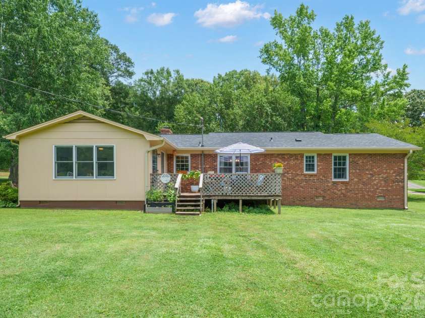 1204 Crowders Mountain Road, Bessemer City, NC 28016.  MLS# CAR4392768, YatesRealty ID 31939. 
