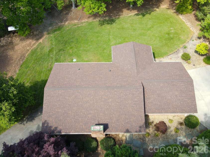 2076 Jay Clark Road, Morganton, NC 28655.  MLS# CAR4218348, YatesRealty ID 3194. 