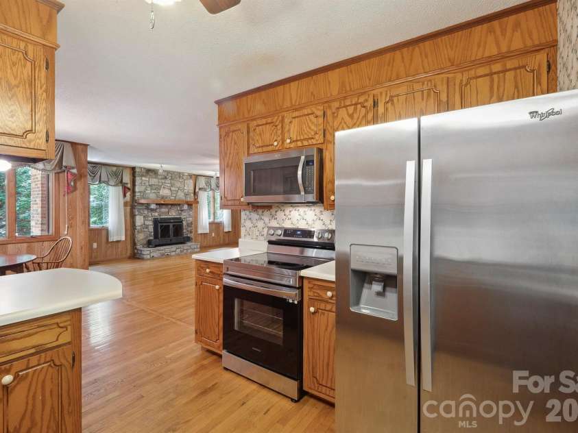2076 Jay Clark Road, Morganton, NC 28655.  MLS# CAR4218348, YatesRealty ID 3194. 