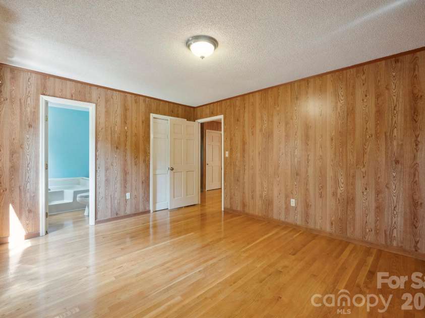 2076 Jay Clark Road, Morganton, NC 28655.  MLS# CAR4218348, YatesRealty ID 3194. 