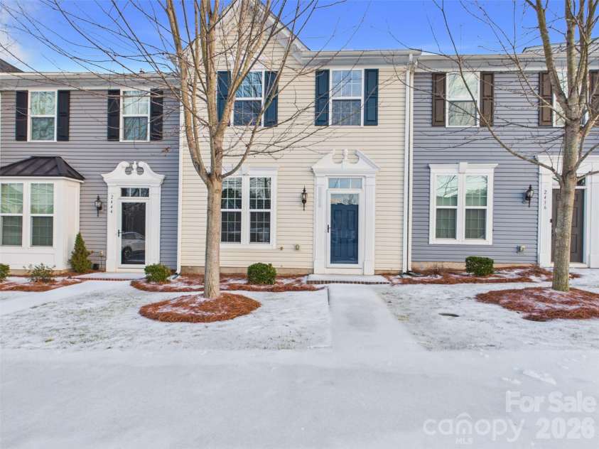 2440 Mariners Cove Lane, Denver, NC 28037.  MLS# CAR4341359, YatesRealty ID 3194. 