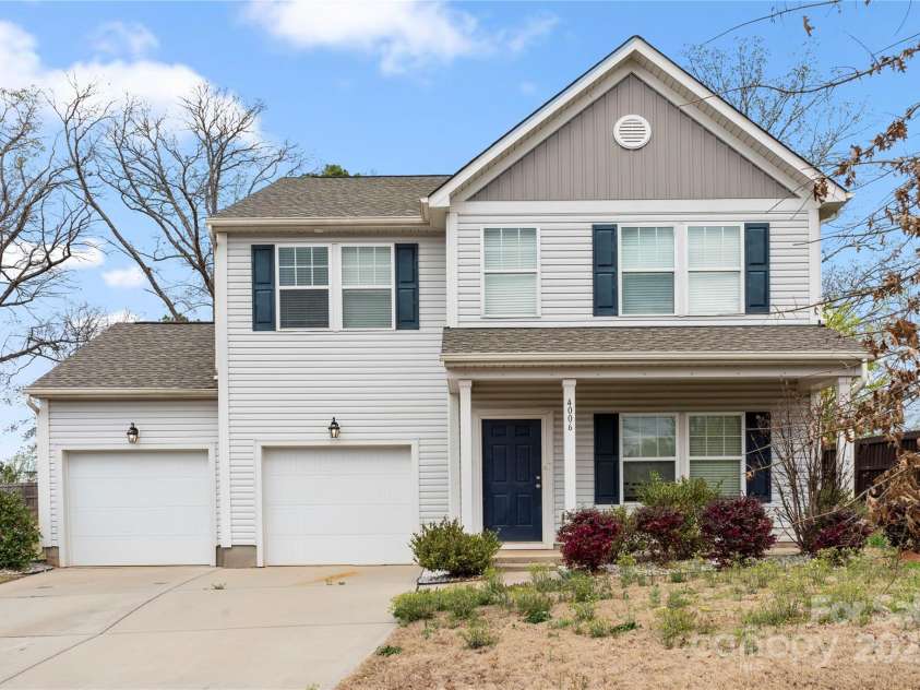 4006 Stockbrook Drive, Charlotte, NC 28215.  MLS# CAR4279750, YatesRealty ID 3194. 