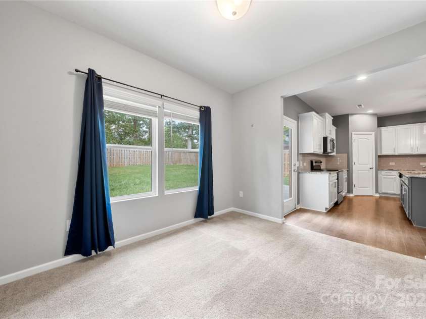 4006 Stockbrook Drive, Charlotte, NC 28215.  MLS# CAR4279750, YatesRealty ID 3194. 