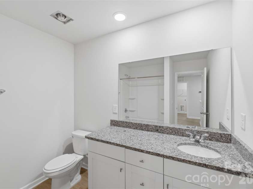 236 Landers Chapel Road, Lincolnton, NC 28092.  MLS# CAR4389655, YatesRealty ID 31940. 