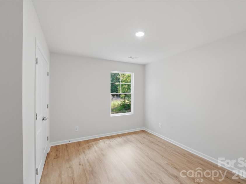 236 Landers Chapel Road, Lincolnton, NC 28092.  MLS# CAR4389655, YatesRealty ID 31940. 