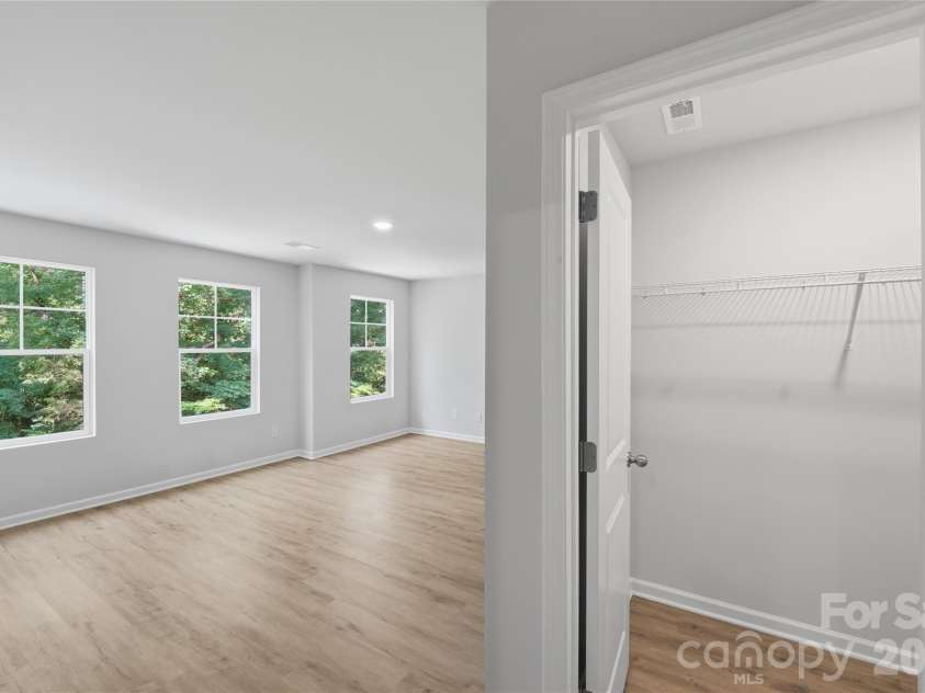 236 Landers Chapel Road, Lincolnton, NC 28092.  MLS# CAR4389655, YatesRealty ID 31940. 