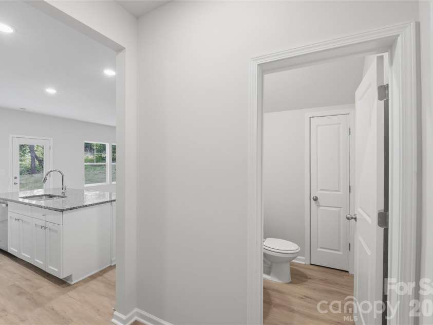 236 Landers Chapel Road, Lincolnton, NC 28092.  MLS# CAR4389655, YatesRealty ID 31940. 