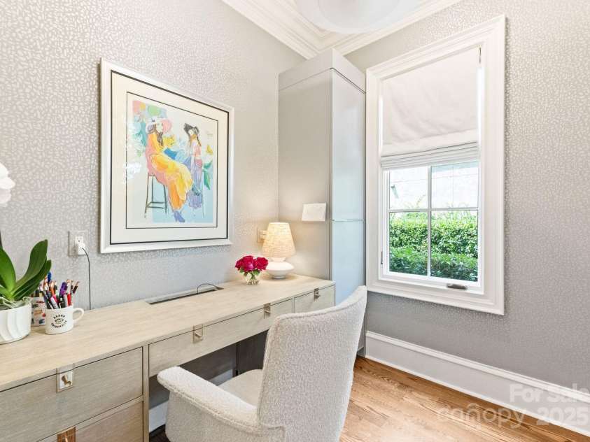 1610 Twiford Place, Charlotte, NC 28207.  MLS# CAR4290652, YatesRealty ID 31941. Office