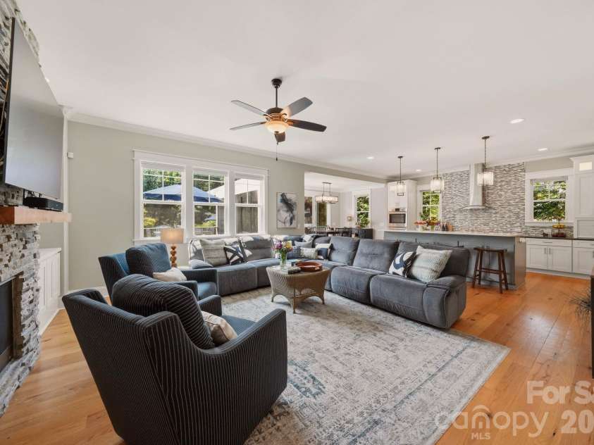 20327 Bethelwood Lane, Cornelius, NC 28031.  MLS# CAR4384611, YatesRealty ID 31941. 