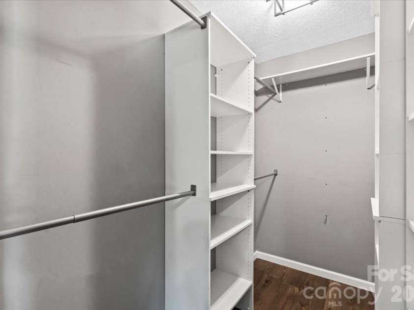 100 Diamond Drive, Mooresville, NC 28117.  MLS# CAR4392467, YatesRealty ID 31942. Primary Suite
