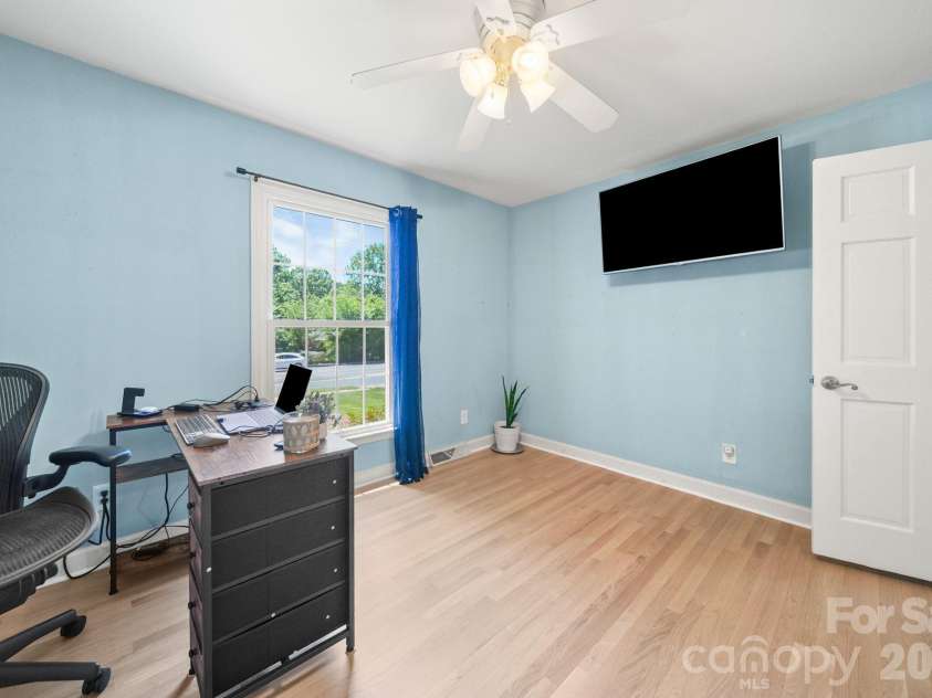 5329 Providence Road, Charlotte, NC 28226.  MLS# CAR4389991, YatesRealty ID 31943. 