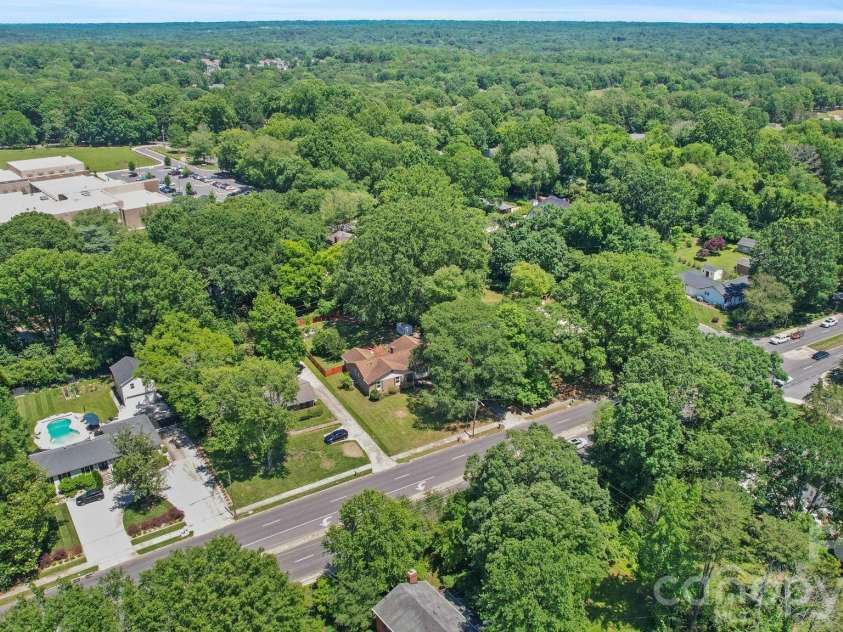 5329 Providence Road, Charlotte, NC 28226.  MLS# CAR4389991, YatesRealty ID 31943. 