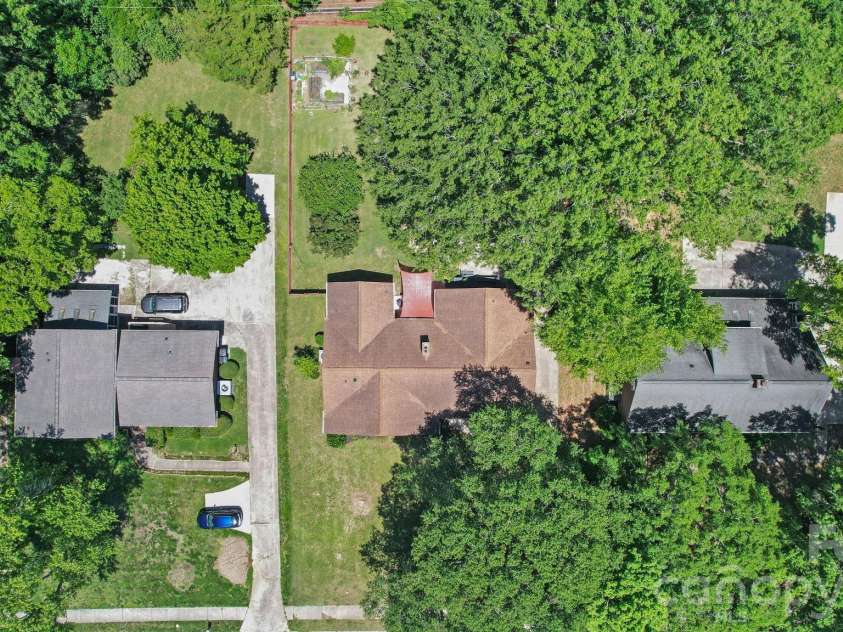 5329 Providence Road, Charlotte, NC 28226.  MLS# CAR4389991, YatesRealty ID 31943. 