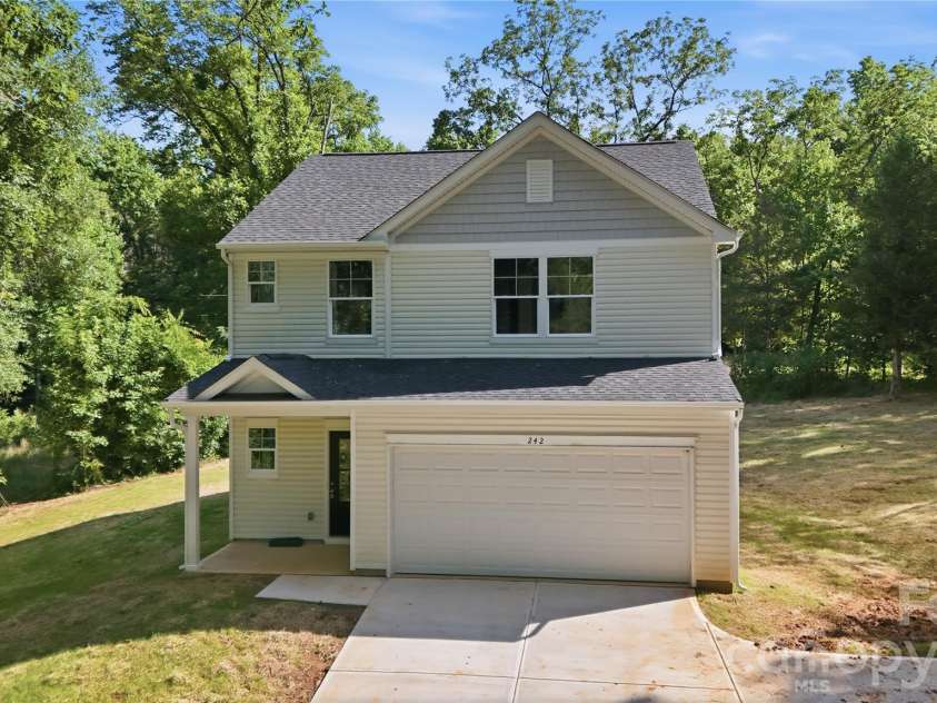 242 Landers Chapel Road, Lincolnton, NC 28092.  MLS# CAR4389441, YatesRealty ID 31944. 