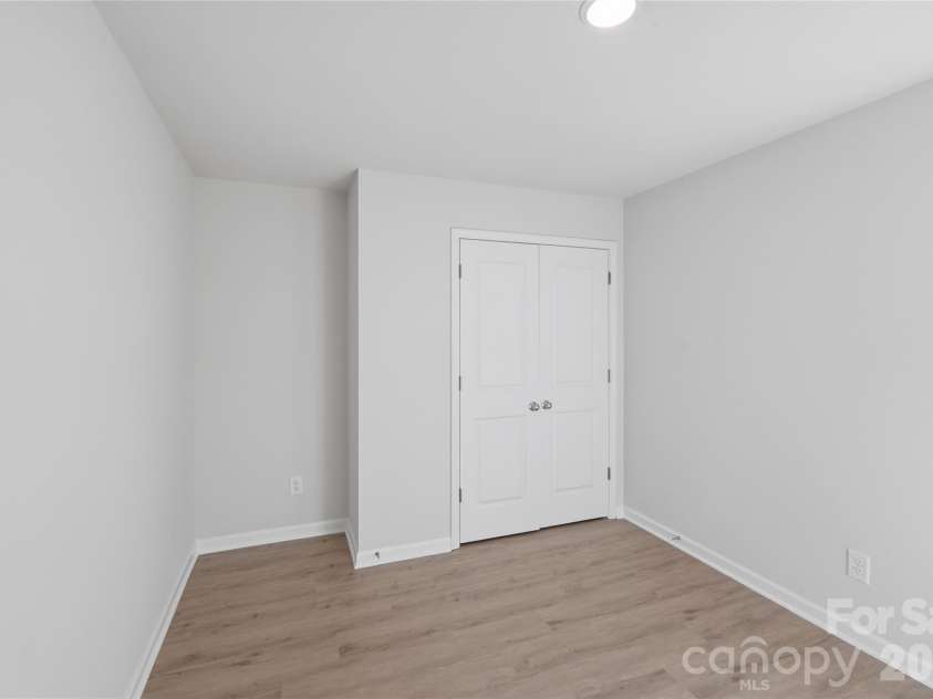 242 Landers Chapel Road, Lincolnton, NC 28092.  MLS# CAR4389441, YatesRealty ID 31944. 