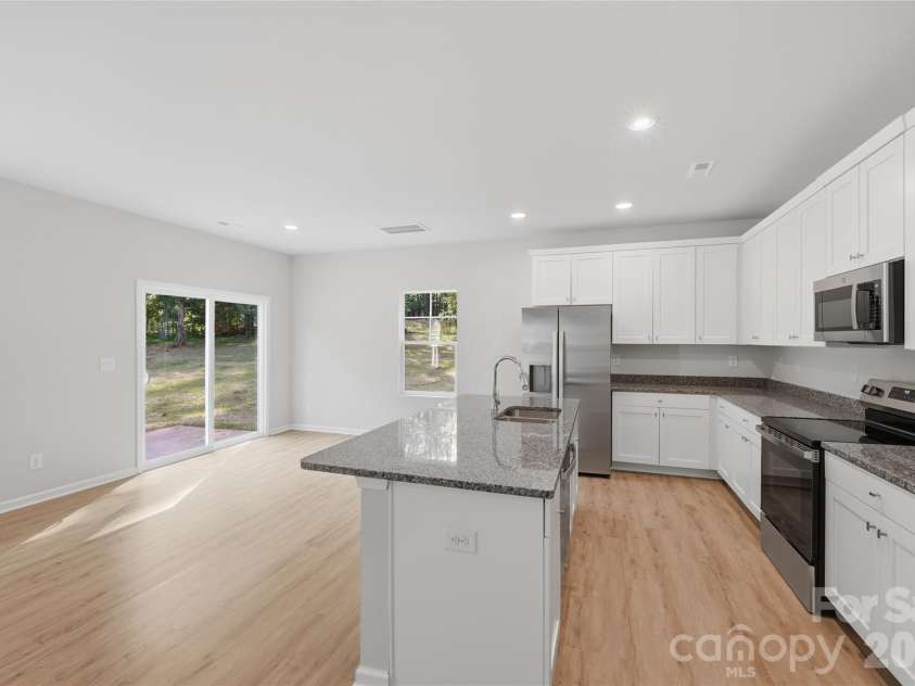 242 Landers Chapel Road, Lincolnton, NC 28092.  MLS# CAR4389441, YatesRealty ID 31944. 