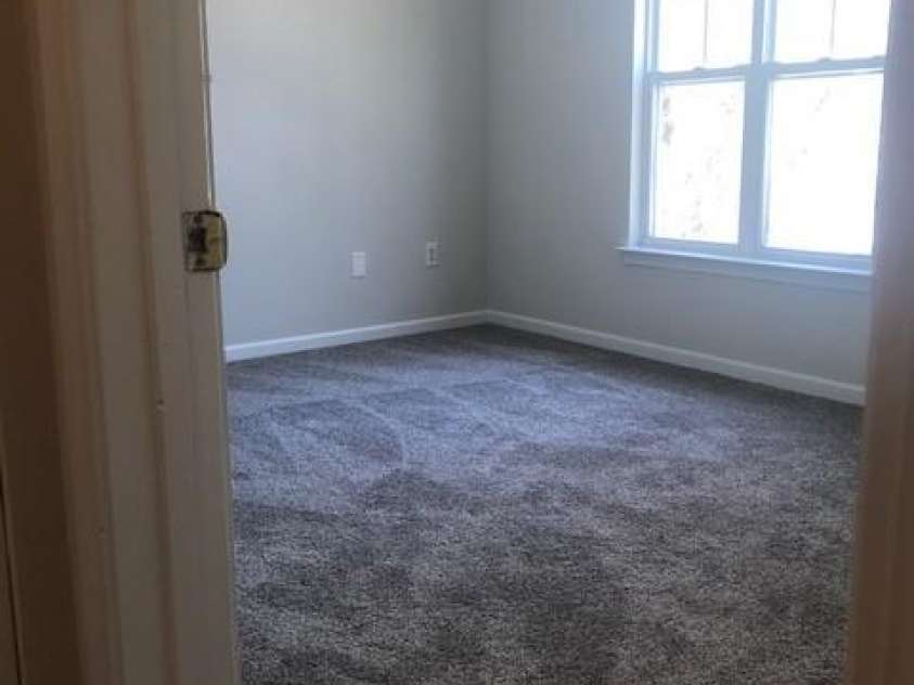 6327 Mallard View Lane, Charlotte, NC 28269.  MLS# CAR4292257, YatesRealty ID 31944. 