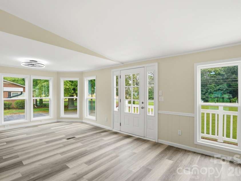 241 Presbyterian Road, Mooresville, NC 28115.  MLS# CAR4390840, YatesRealty ID 31945. 
