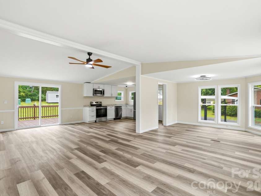 241 Presbyterian Road, Mooresville, NC 28115.  MLS# CAR4390840, YatesRealty ID 31945. 