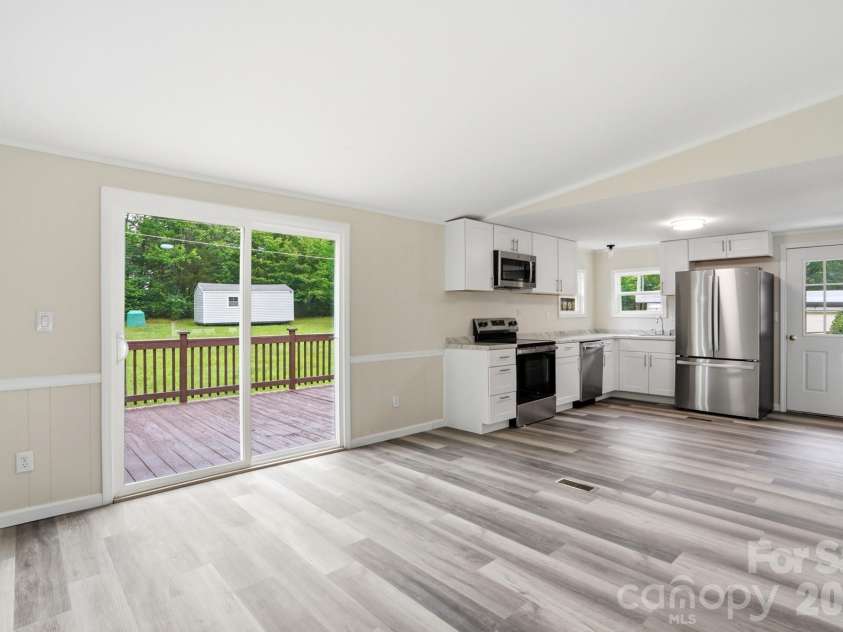 241 Presbyterian Road, Mooresville, NC 28115.  MLS# CAR4390840, YatesRealty ID 31945. 