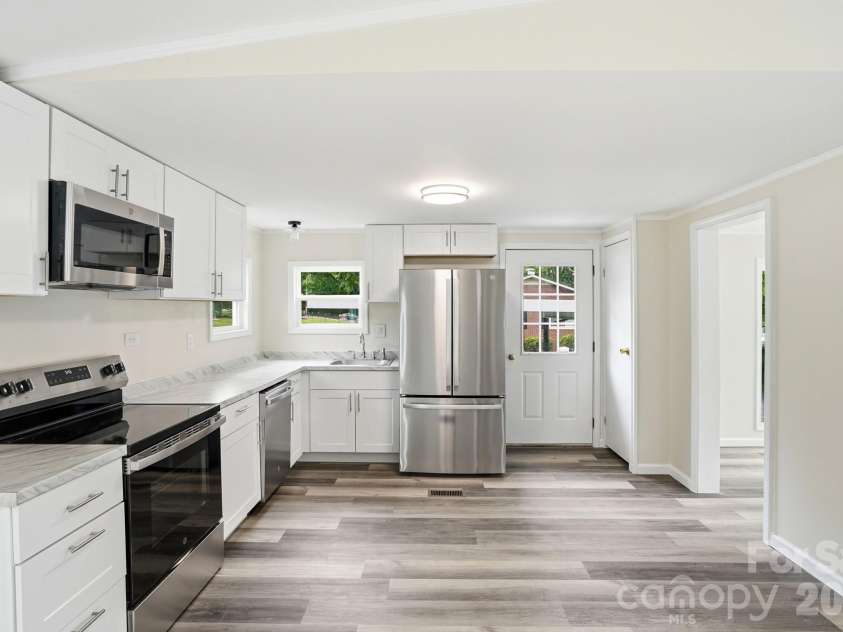 241 Presbyterian Road, Mooresville, NC 28115.  MLS# CAR4390840, YatesRealty ID 31945. 