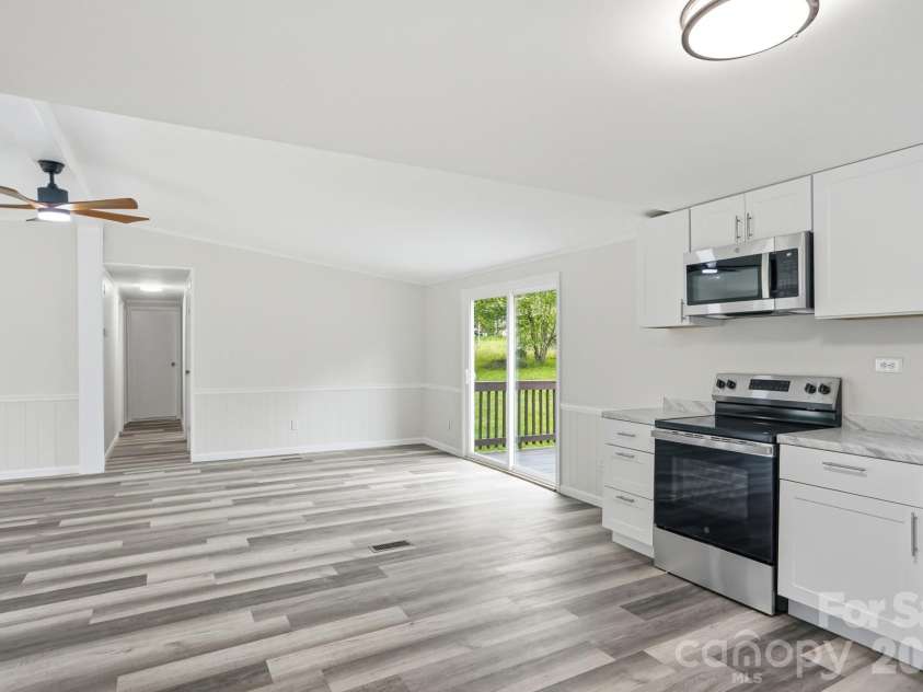 241 Presbyterian Road, Mooresville, NC 28115.  MLS# CAR4390840, YatesRealty ID 31945. 
