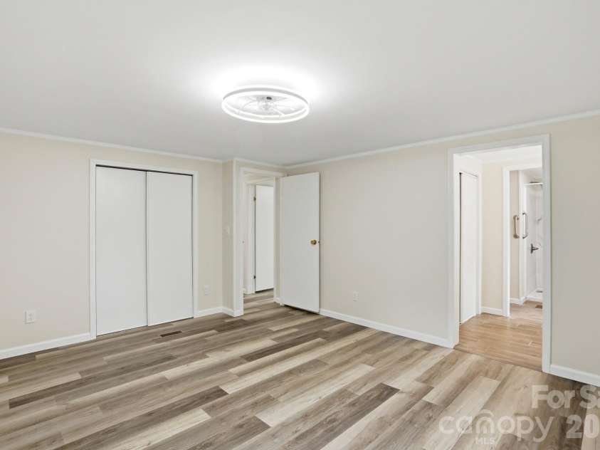 241 Presbyterian Road, Mooresville, NC 28115.  MLS# CAR4390840, YatesRealty ID 31945. 