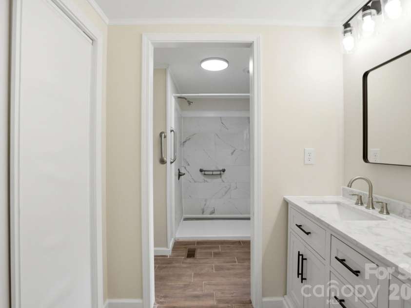 241 Presbyterian Road, Mooresville, NC 28115.  MLS# CAR4390840, YatesRealty ID 31945. 